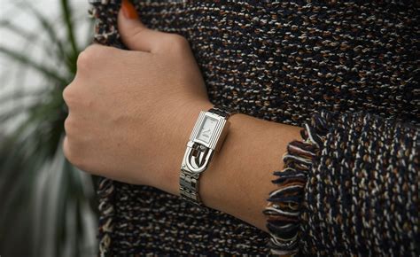 hermes kelly watch siambrandname|Hermès Just Revamped Its Iconic Kelly Watch for the First Time.